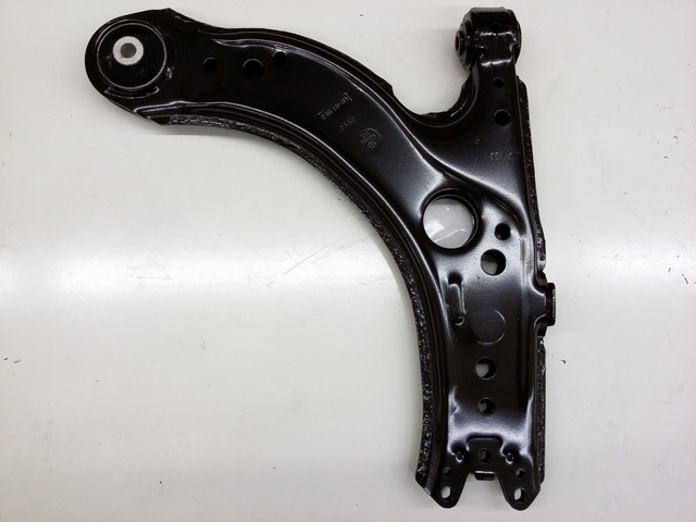 Lower Control Arm 1J0407151C