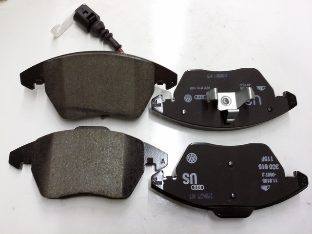 Disc Brake Pad Set 3C0698151K